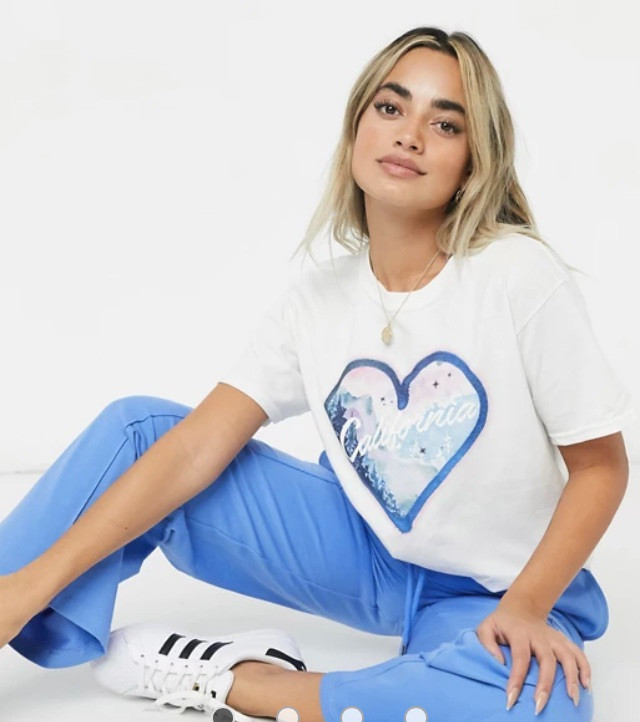 Graphic T-shirt - AU 6