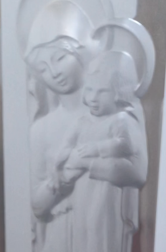 Madonna and Child - Lalique 1945 +
