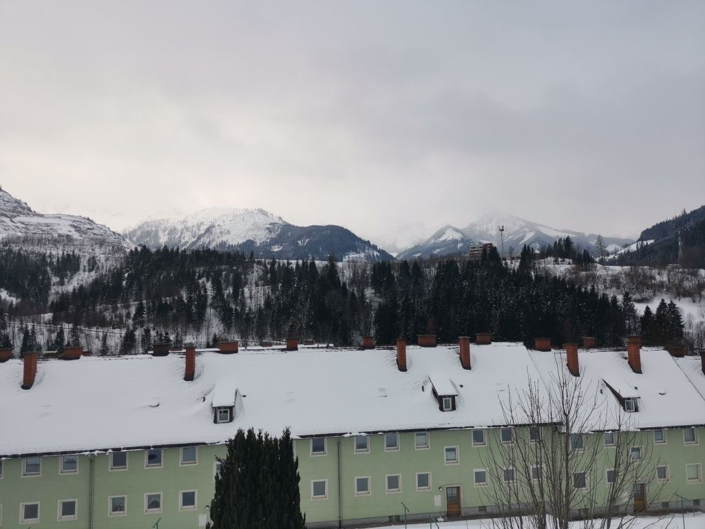 snow 2