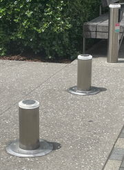 retractable bollards
